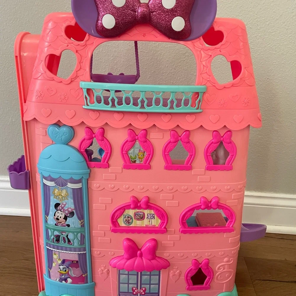 Minnie Mouse mansion - Picture 2 of 6